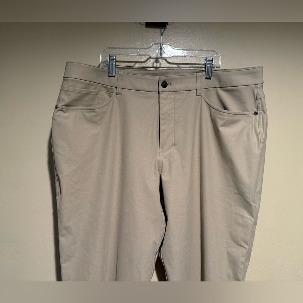 Lululemon ABC Slim-Fit 5 Pocket Pant Warpstreme Khaki size 36 - Picture 4 of 8